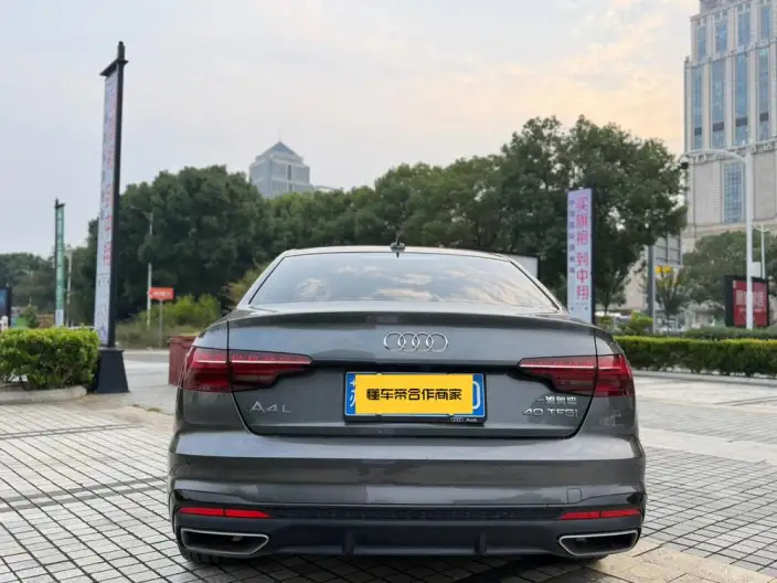 Audi A4 L 2022 Model 40 TFSI Luxury Dynamic Model – фото 5