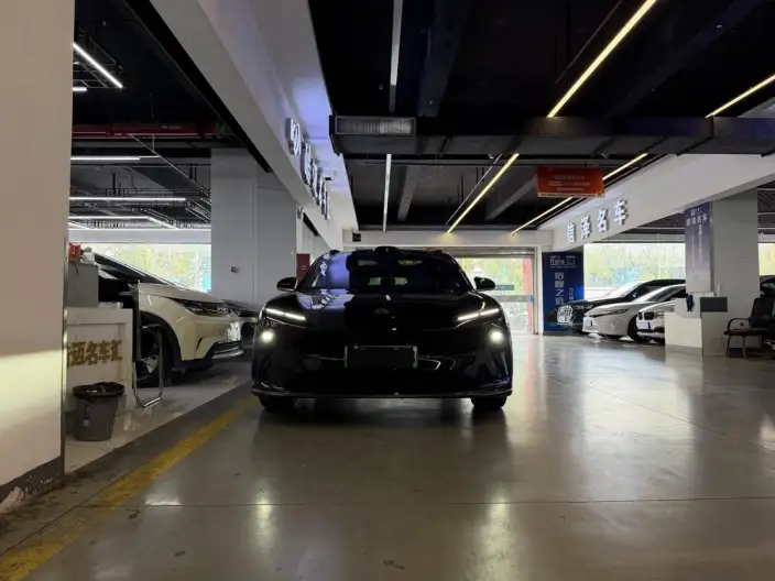 NIO ET5T 2024 Model 75kWh – фото 8