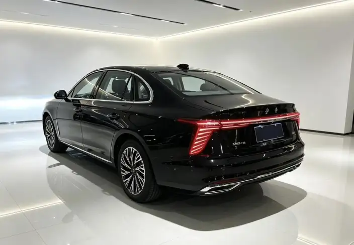 Hongqi H5 2023 Model 1.5T DCT Flag Rhythm Edition
