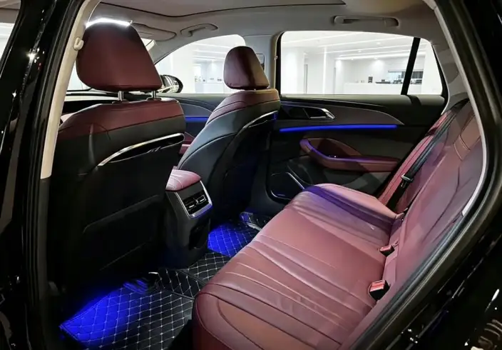 Hongqi H5 2023 Model 1.5T DCT Flag Rhythm Edition – фото 10