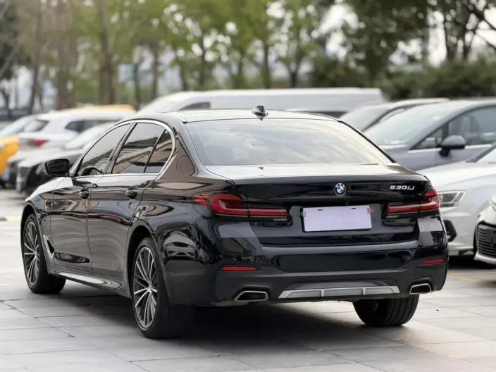 BMW 5 Series 2023 Model Facelift 530Li Leading Model M Sports Set