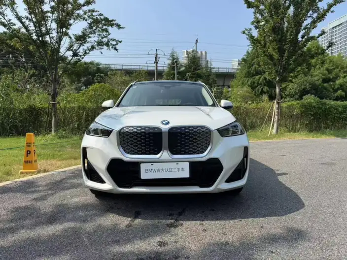 BMW iX 1 2025 Model eDrive25L M Sports Set
