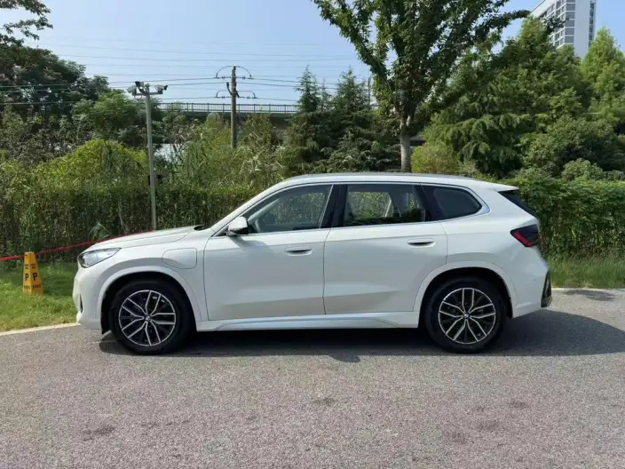BMW iX 1 2025 Model eDrive25L M Sports Set