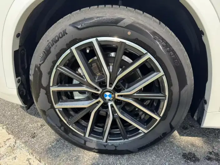 BMW iX 1 2025 Model eDrive25L M Sports Set – фото 6