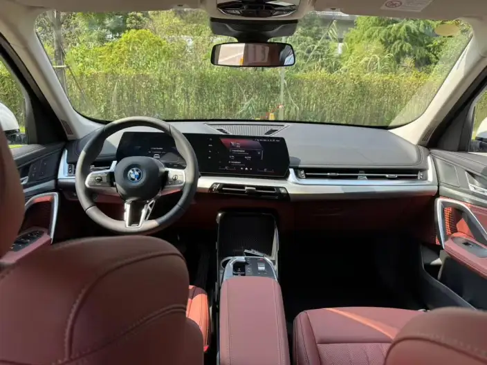 BMW iX 1 2025 Model eDrive25L M Sports Set – фото 7