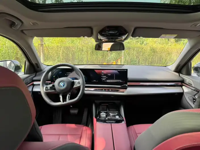 BMW i5 2025 Model eDrive40L M Sports Set – фото 7