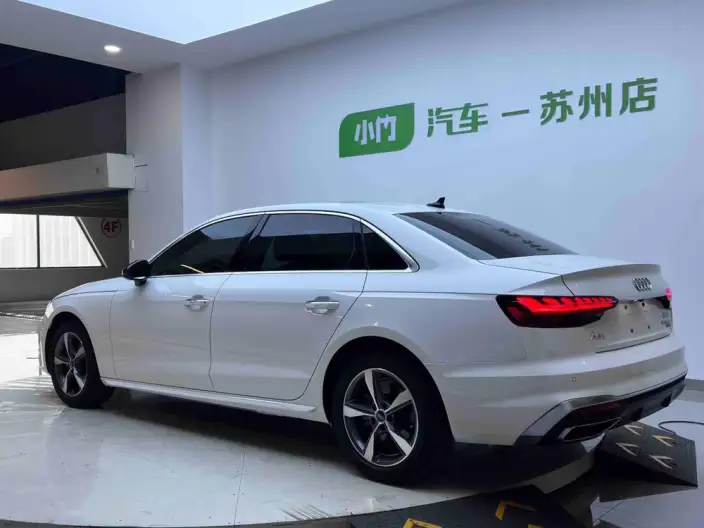 Audi A4 L 2022 Model 35 TFSI Fashion Dynamic Model – фото 5