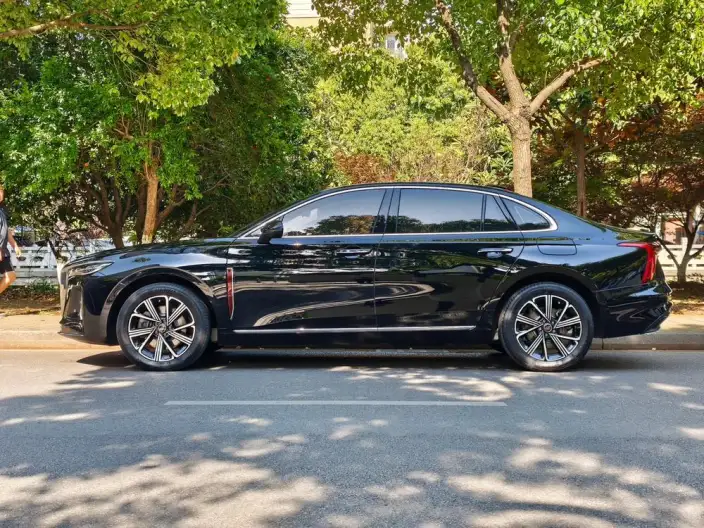 Hongqi H5 PHEV 2025 Model 170 Chao Hybrid Edition