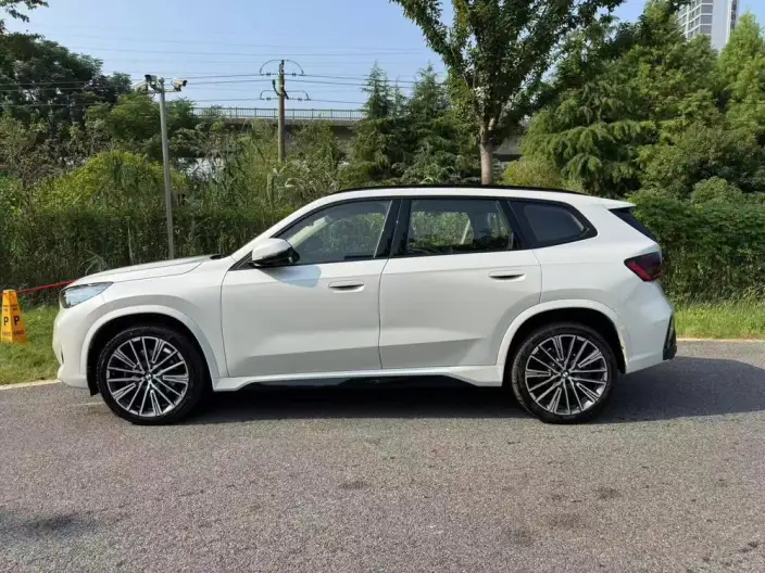 BMW X1 2026 Model xDrive25Li M Sports Night Set