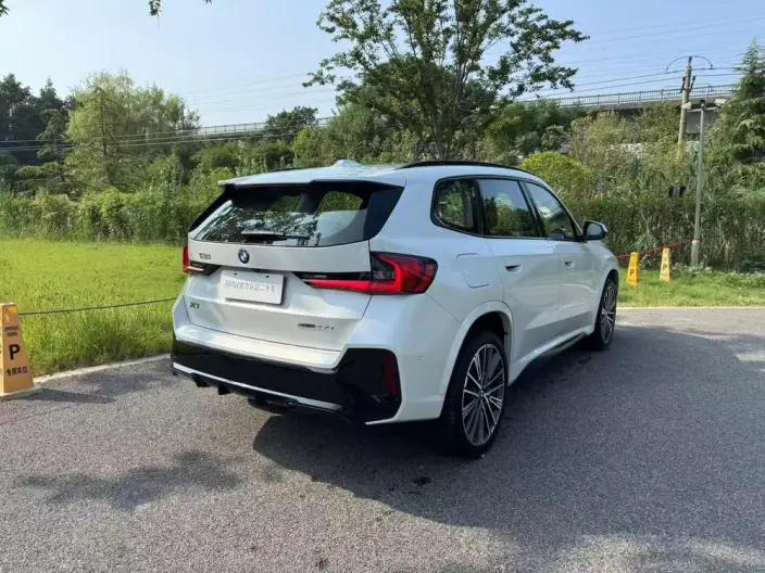 BMW X1 2026 Model xDrive25Li M Sports Night Set – фото 5