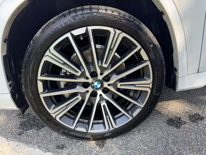BMW X1 2026 Model xDrive25Li M Sports Night Set – фото 6