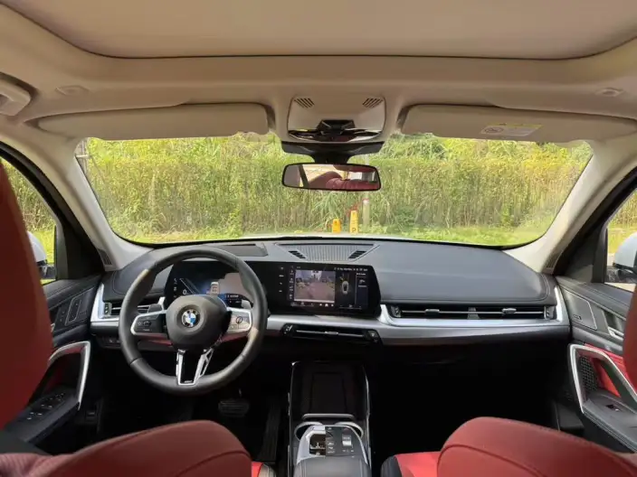 BMW X1 2026 Model xDrive25Li M Sports Night Set – фото 7