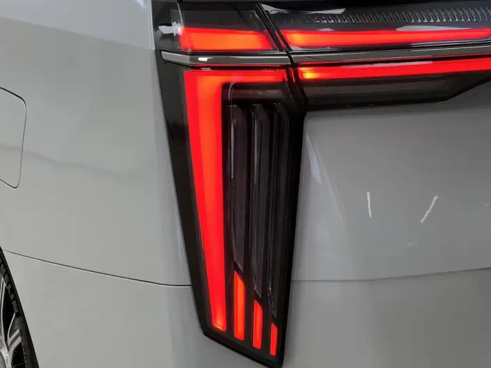 GAC Trumpchi E9 PHEV 2023 Model 2.0TM MAX – фото 10