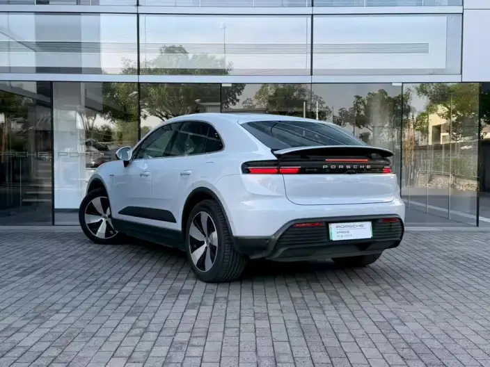 Macan EV 2024 Model Macan 4