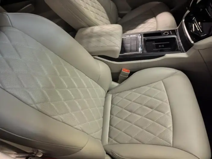 Buick GL8 2023 Model Business class 2.0T Comfort Model