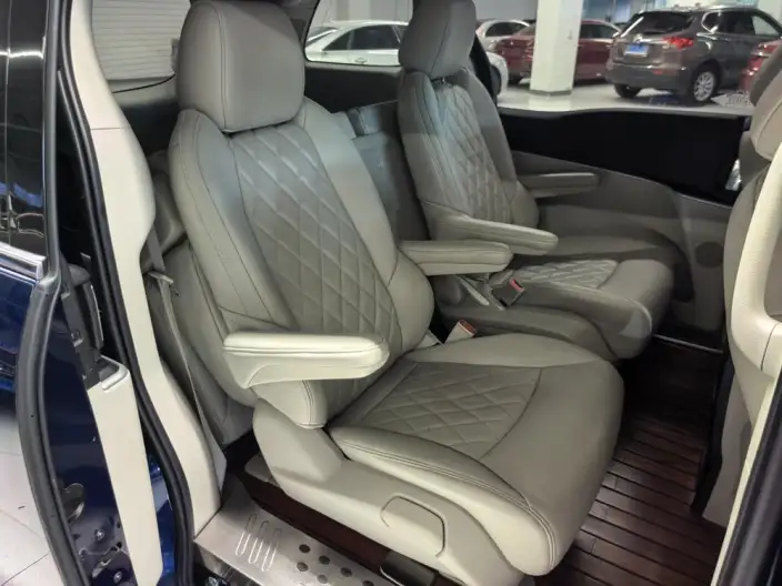 Buick GL8 2023 Model Business class 2.0T Comfort Model – фото 8