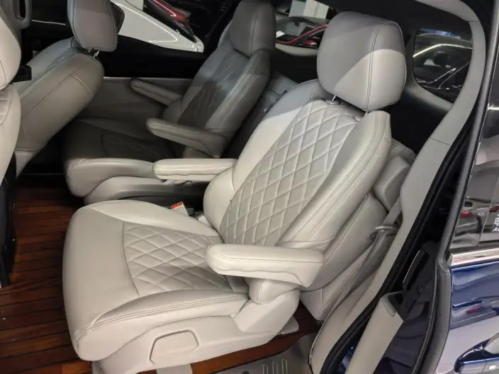 Buick GL8 2023 Model Business class 2.0T Comfort Model – фото 10