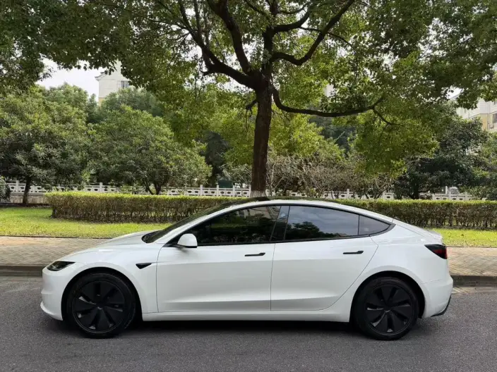 Model 3 2025 Model Rear-wheel drive version