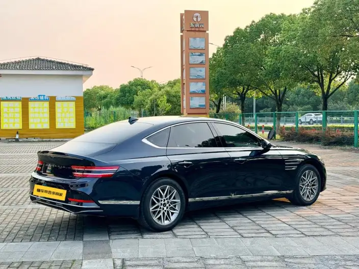 Genesis G80 2024 Model 2.5T 2WD Deluxe Edition – фото 5