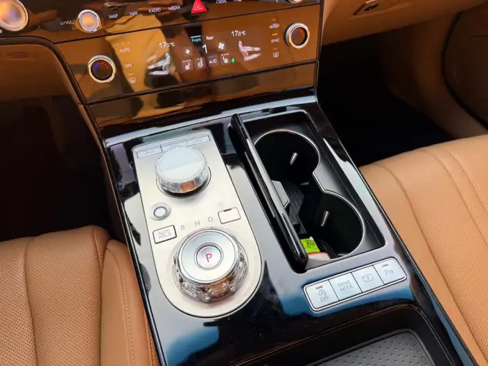 Genesis G80 2024 Model 2.5T 2WD Deluxe Edition – фото 9