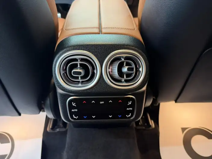 Mercedes-Benz GLC 2023 Model Facelift GLC 300 L 4MATIC Dynamic Model 7 seat – фото 6
