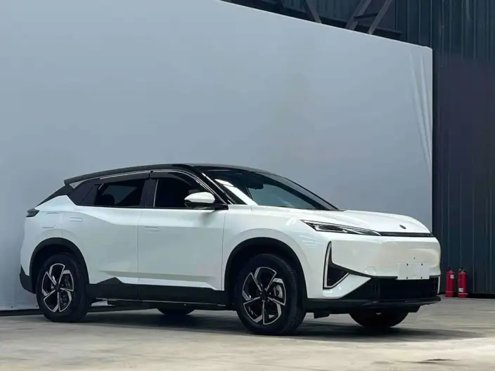 DFM L7 EV 2025 Model 518 Changxiang Edition Model Champion Edition