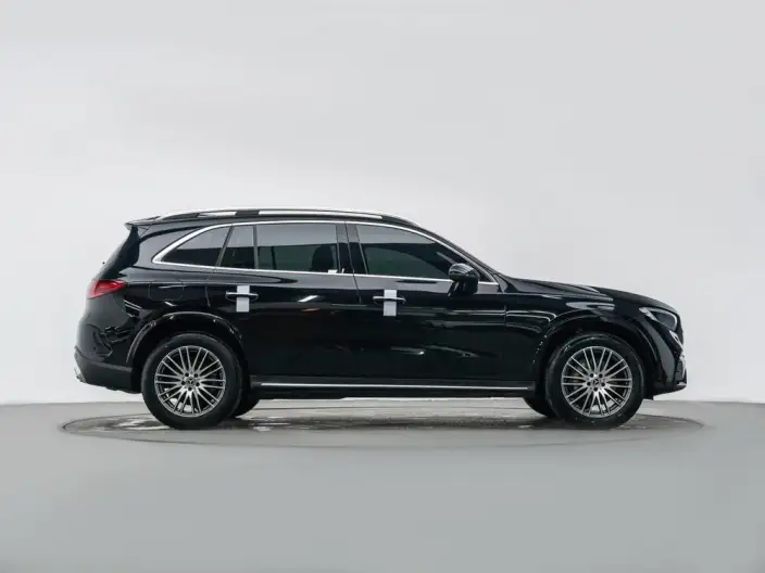 Mercedes-Benz GLC 2025 Model Facelift GLC 300 L 4MATIC Dynamic Model 5 seat – фото 8