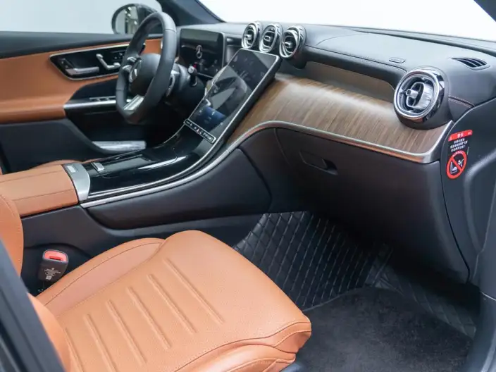 Mercedes-Benz GLC 2025 Model Facelift GLC 300 L 4MATIC Dynamic Model 5 seat – фото 10