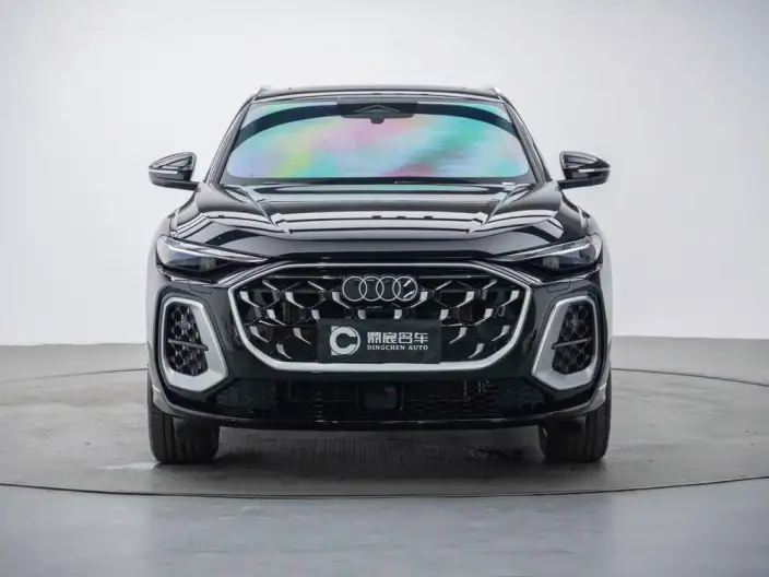 Audi Q5L 2026 Model 2.0T Smart Hybrid Luxury Model – фото 2