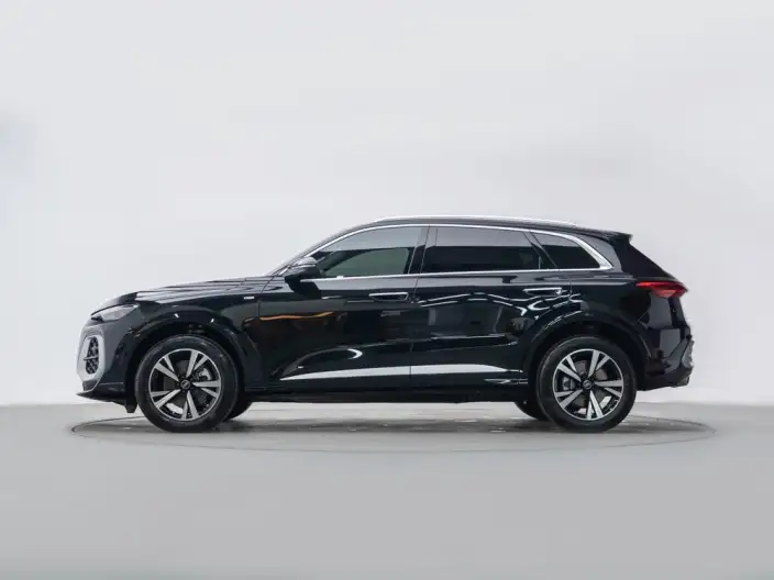 Audi Q5L 2026 Model 2.0T Smart Hybrid Luxury Model – фото 4