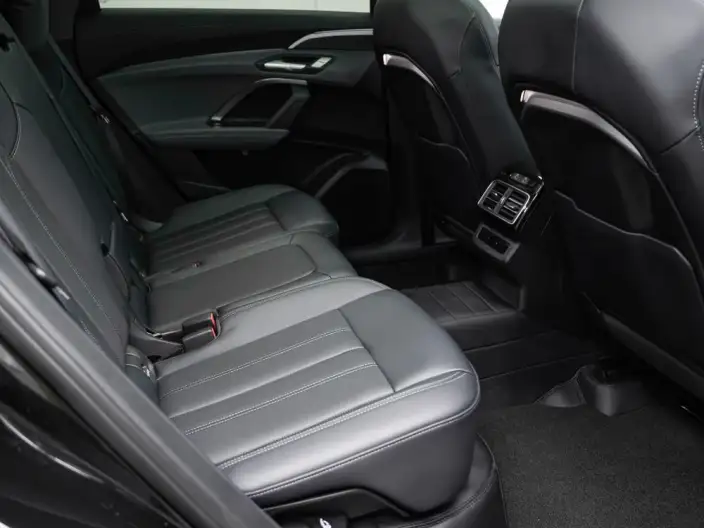 Audi Q5L 2026 Model 2.0T Smart Hybrid Luxury Model – фото 9