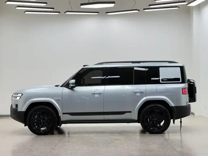 Titan 7 PHEV 2025 Model 190KM 4WD Ultra Edition