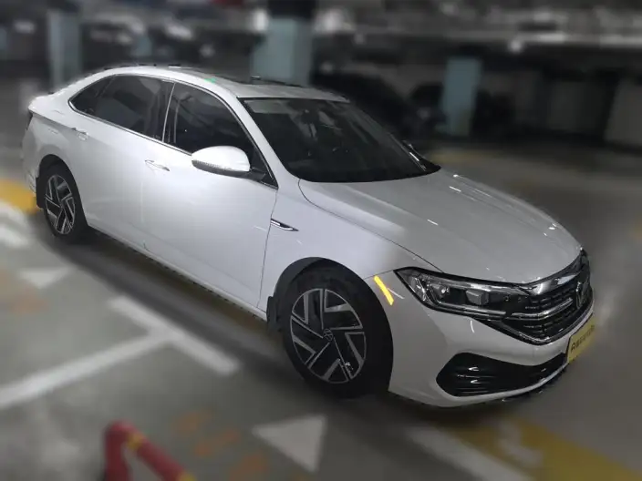 Volkswagen Sagitar 2025 Model 300TSI DSG Beyond Edition – фото 3