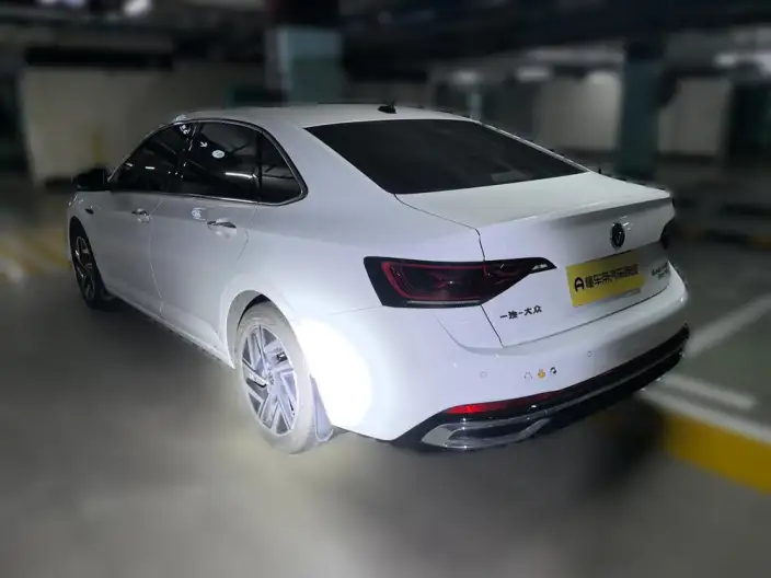 Volkswagen Sagitar 2025 Model 300TSI DSG Beyond Edition – фото 4