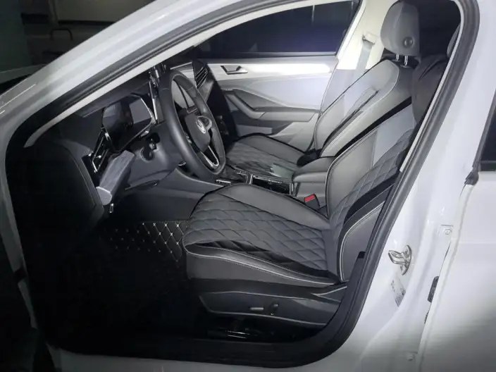 Volkswagen Sagitar 2025 Model 300TSI DSG Beyond Edition – фото 10