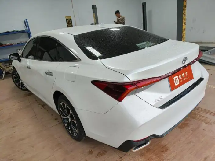 Toyota Avalon 2023 Model 2.0L CVT Deluxe Edition – фото 5
