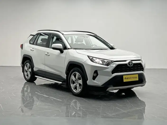 Toyota RAV4 2021 Model 2.0L CVT 2WD Fashion edition – фото 3