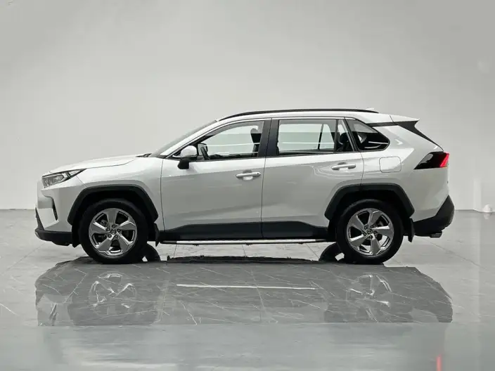 Toyota RAV4 2021 Model 2.0L CVT 2WD Fashion edition – фото 4
