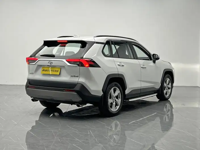 Toyota RAV4 2021 Model 2.0L CVT 2WD Fashion edition – фото 7
