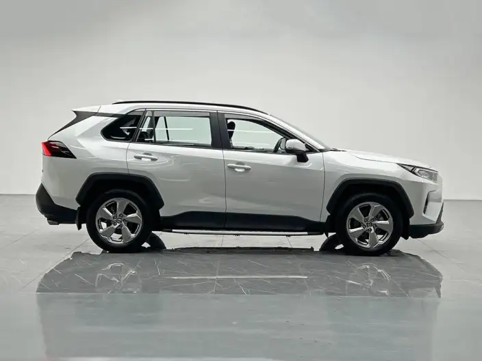 Toyota RAV4 2021 Model 2.0L CVT 2WD Fashion edition – фото 8