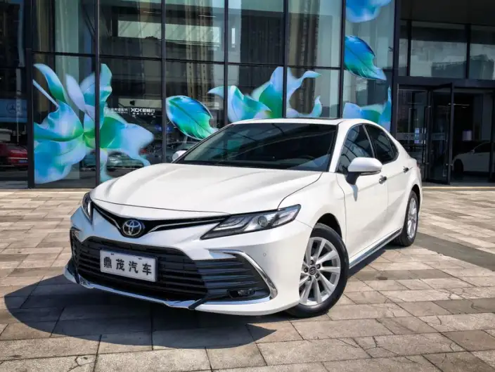 Toyota Camry 2023 Model 2.0G Deluxe Edition – фото 1