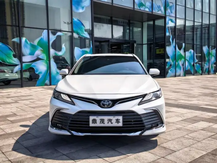Toyota Camry 2023 Model 2.0G Deluxe Edition – фото 2
