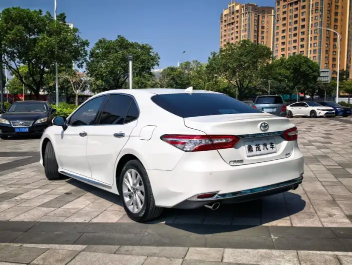 Toyota Camry 2023 Model 2.0G Deluxe Edition – фото 5