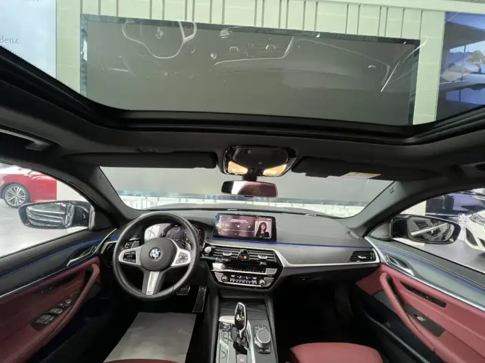 BMW 5 Series 2022 Model Facelift 530Li Exclusive Model M Sports Set – фото 7