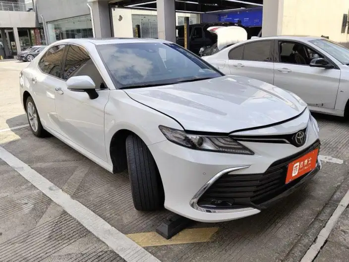 Toyota Camry 2021 Model 2.0G Deluxe Edition – фото 2