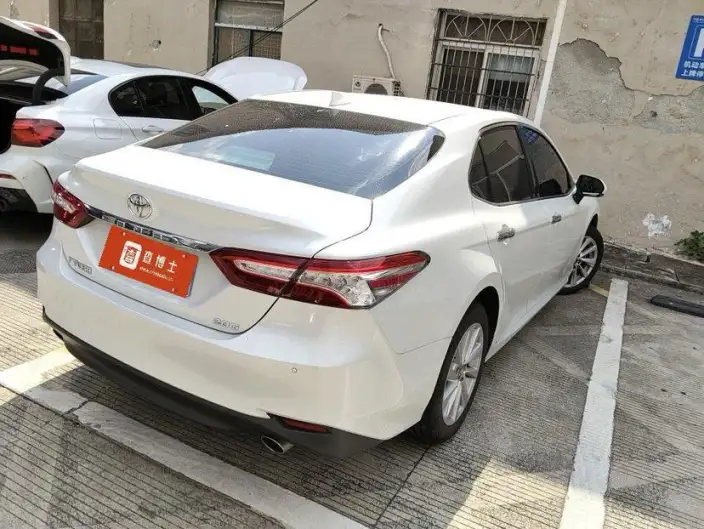 Toyota Camry 2021 Model 2.0G Deluxe Edition – фото 4