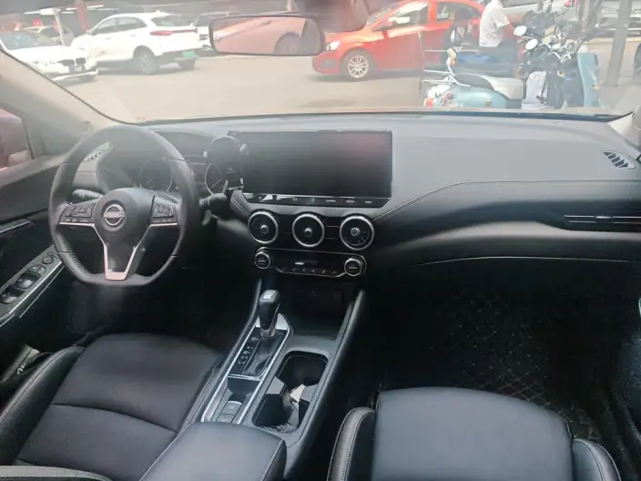 Nissan Sylphy 2023 Model 1.6L CVT Yuexiang Edition – фото 6