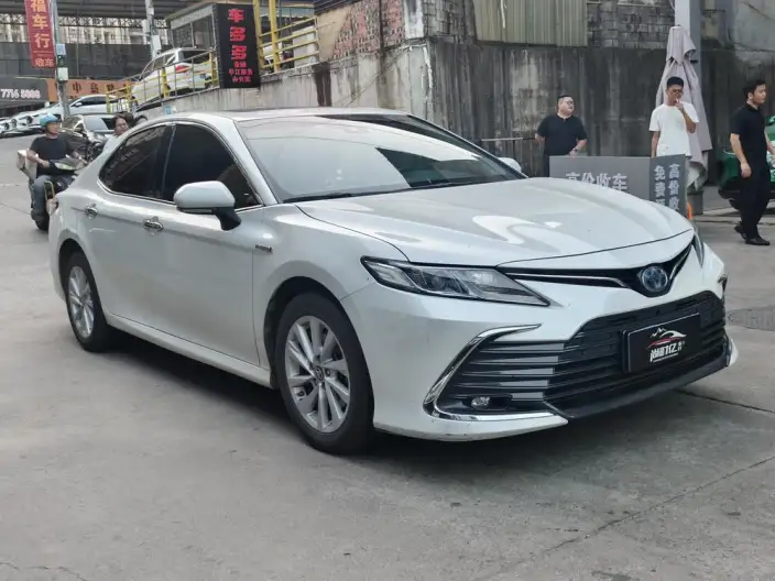 Toyota Camry 2021 Model Hybrid 2.5HGVP Leading version – фото 3