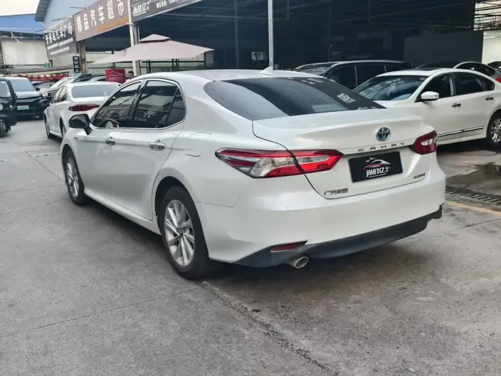 Toyota Camry 2021 Model Hybrid 2.5HGVP Leading version – фото 5