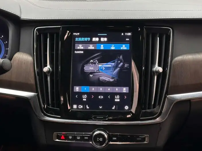 Volvo S90 2024 Model B5 Smart Range Deluxe Edition – фото 9